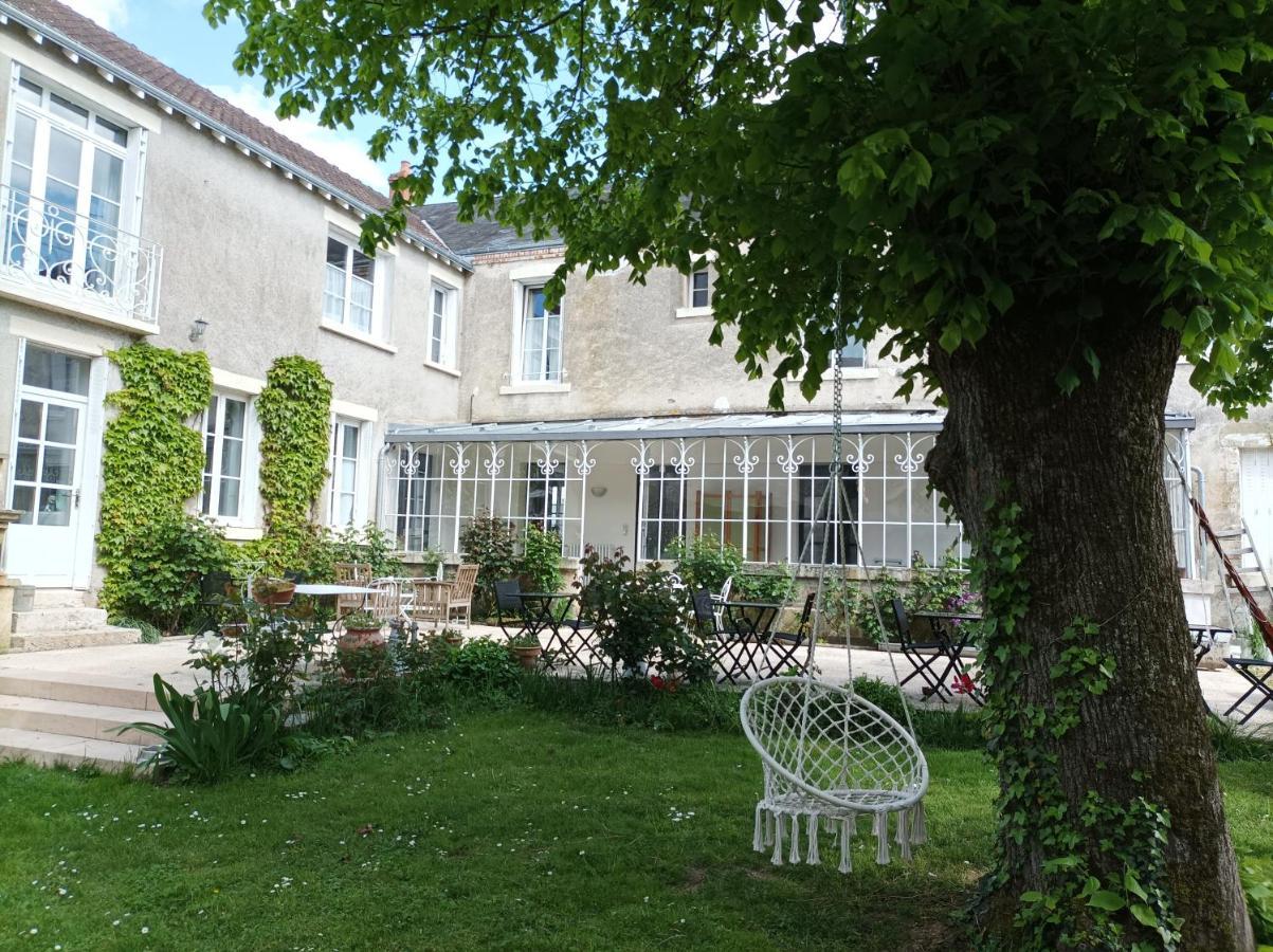 Le Relais Des Roses- Chambres D'Hotes Vatan Exterior foto